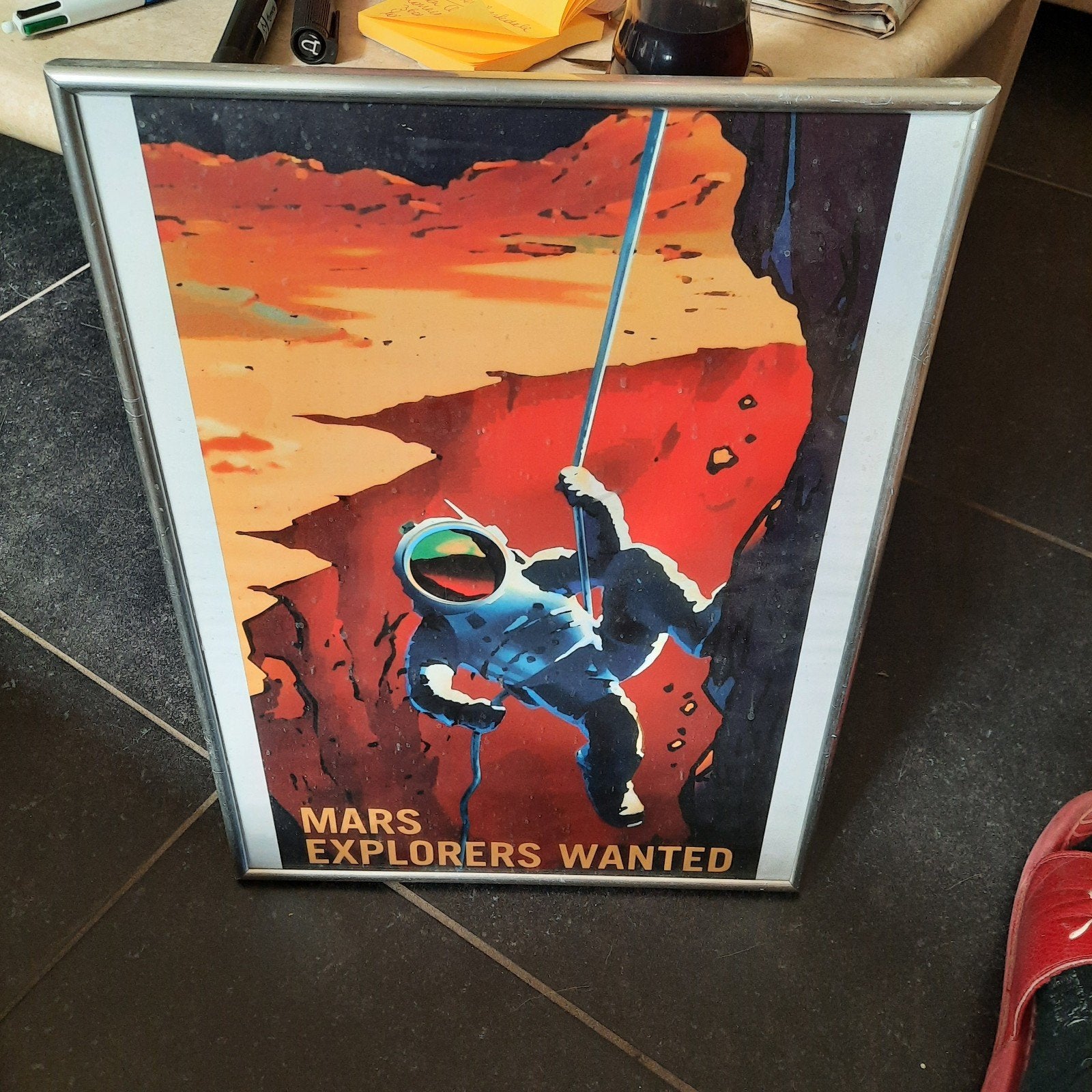 NASA poster . 30 cm x 40 cm . In kader ., Rechthoekig Staand, Met lijst, Ophalen of Verzenden, Zo goed als nieuw