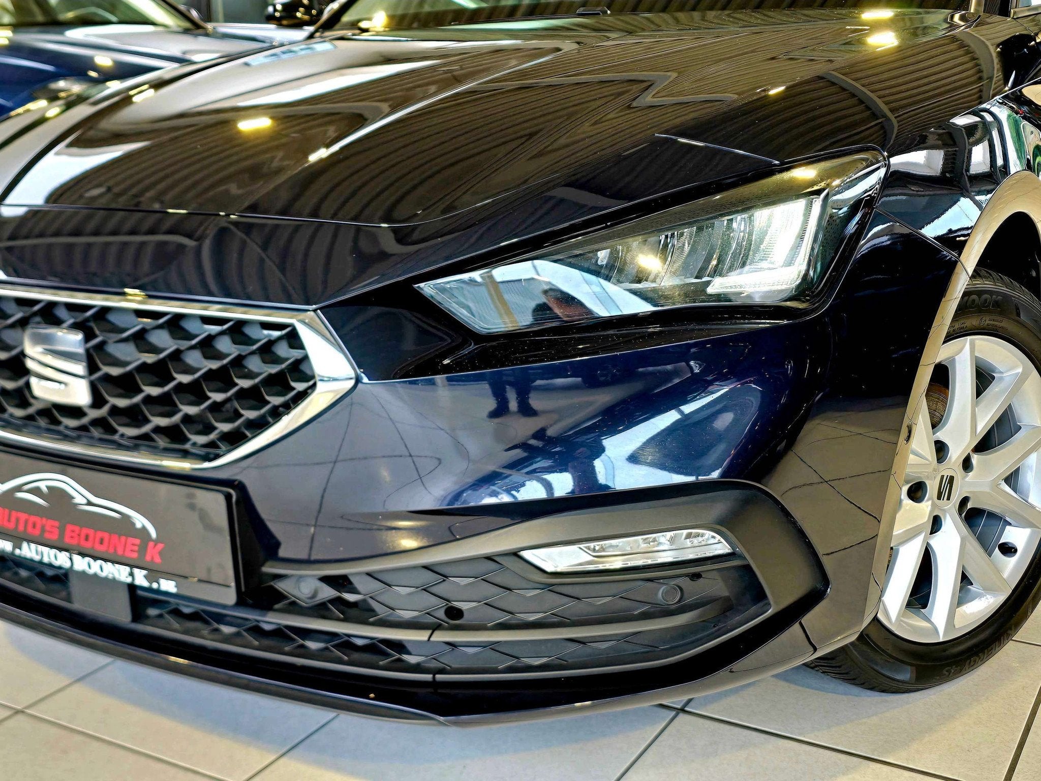 Seat Leon Leon / Led lichts / Navigatie / Android+apple /pdc, https://public.car-pass.be/vhr/03ed394a-6de3-4438-884e-7836bfb431d4