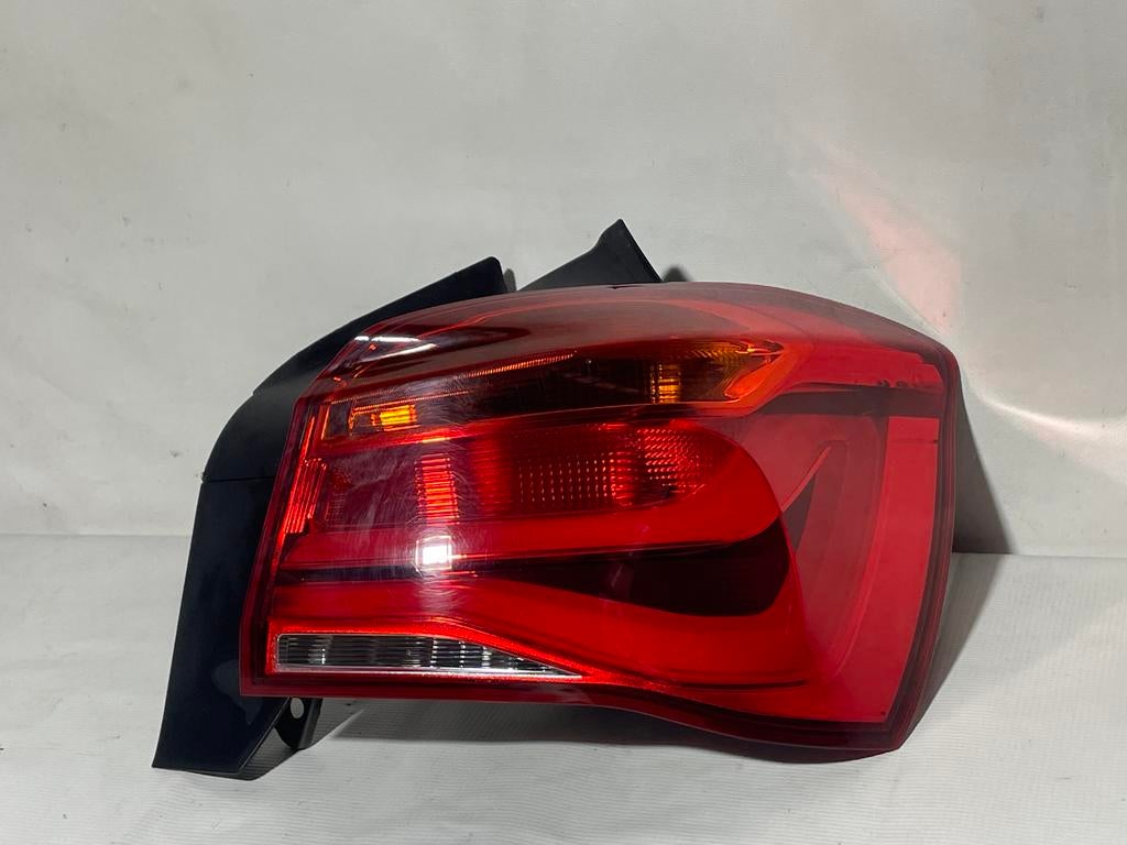 Feux arrière droit 7359018 BMW F20 LCI, Enlèvement, V, BMW, V