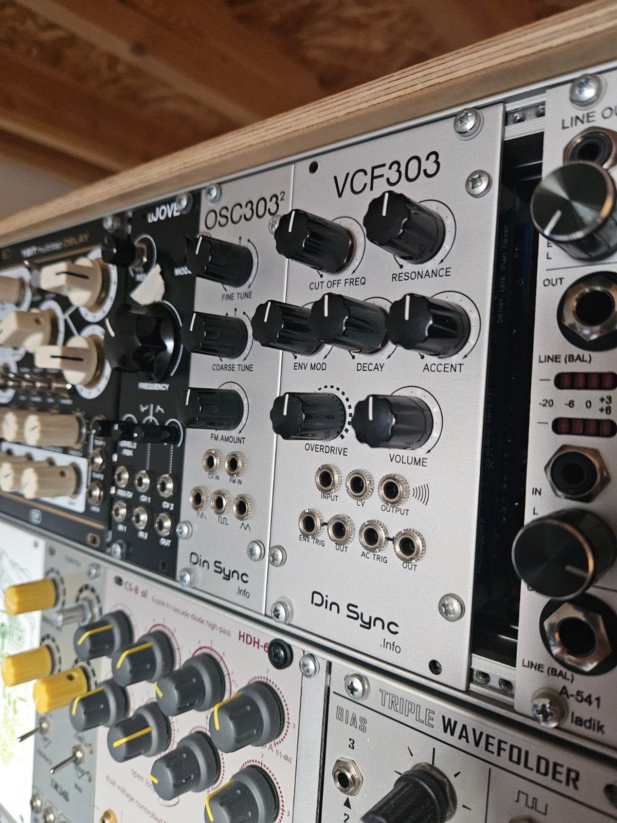 Eurorack. THE DinSync 303 Clone. OSC 303 (Mk2) + VCF 303, Ophalen of Verzenden