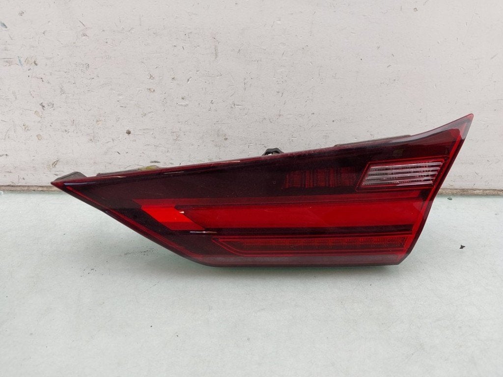 ACHTERLICHT RECHTS 1 serie (F40) (|7450652|63217450652|), Gebruikt, BMW, Petuelring 130
80809  München, DE, Bayerische Motoren Werke AG