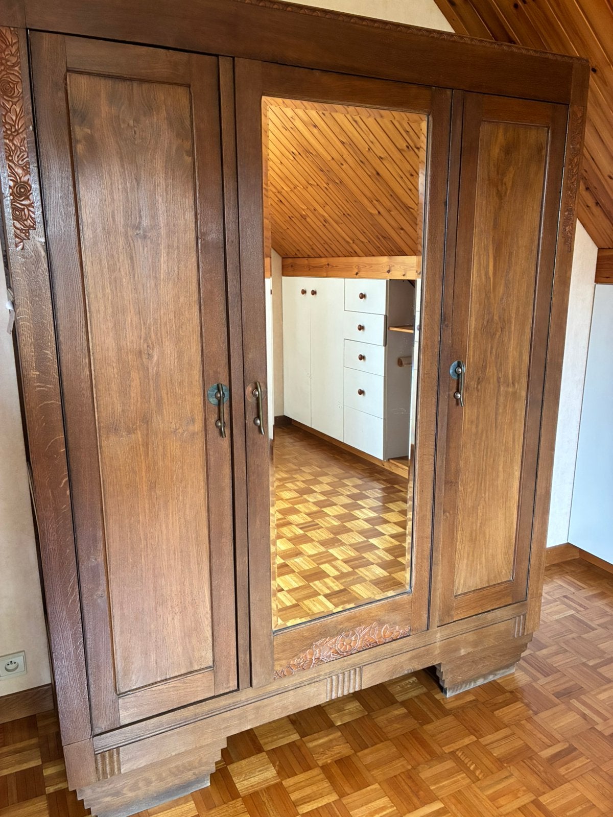 Oude kleerkast, Ophalen