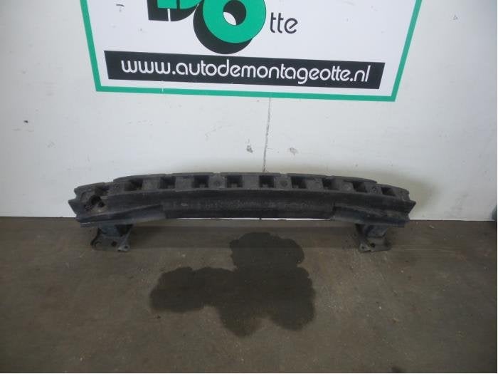 Cadre pare-chocs avant d'un Volkswagen Caddy (Caddy 04-), Volkswagen, -, 3 mois de garantie, Utilisé