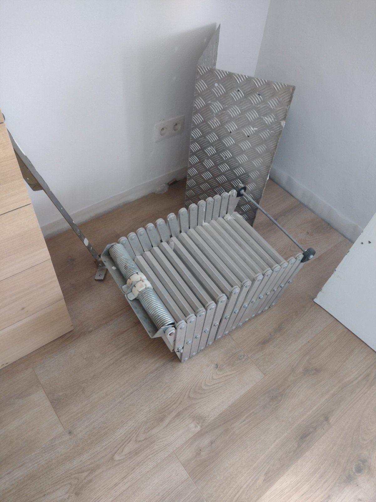 Escalier mansardé en aluminium, Enlèvement