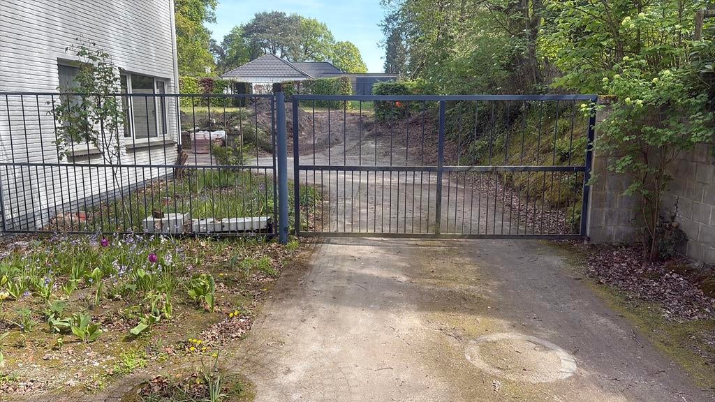 Ijzeren poort, Enlèvement, Comme neuf