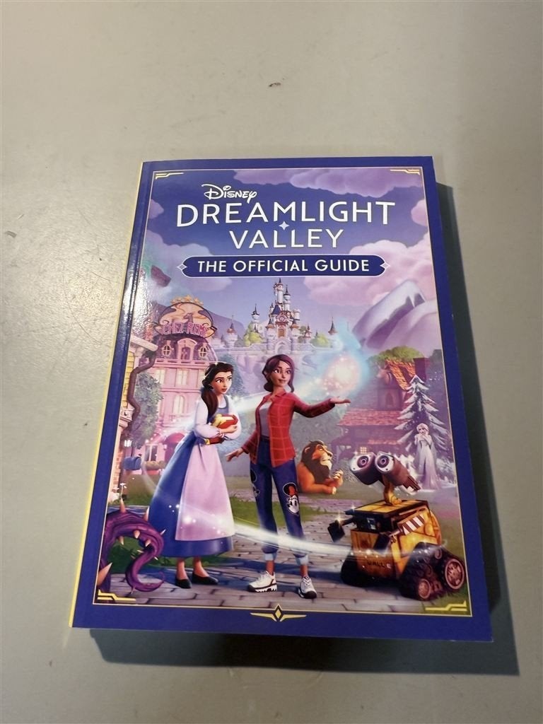Disney Dreamlight Valley Gids - Stephanie Milton - Paperback, Ophalen of Verzenden, Zo goed als nieuw
