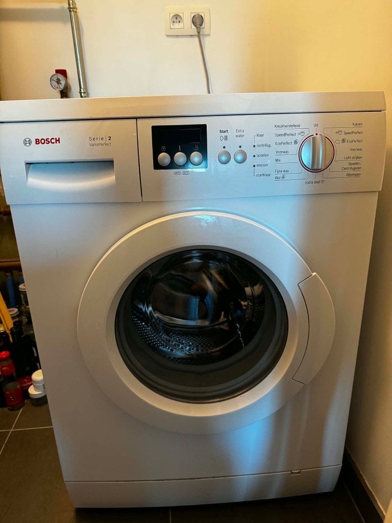 Bosch Serie 2 VarioPerfect wasmachine, Elektronische apparatuur, Wasmachines, Ophalen, 1200 tot 1600 toeren, Gebruikt, 4 tot 6 kg