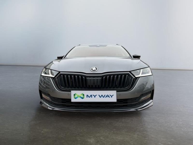 Skoda Octavia Sportline*Hybride*P-HEV*204ch*, Autos, Skoda, 1395 cm³, Achat, Euro 6, Entreprise