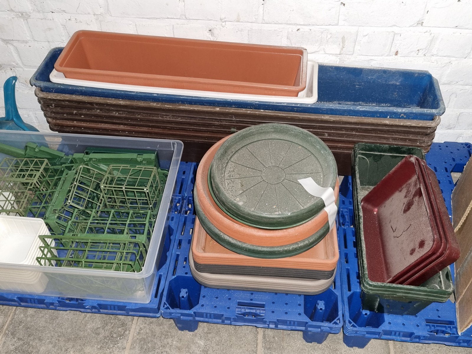 Diverse plantenbakken, plantenbakken, borden, bloempotten, Ophalen, Kunststof, Gebruikt, Balkon
