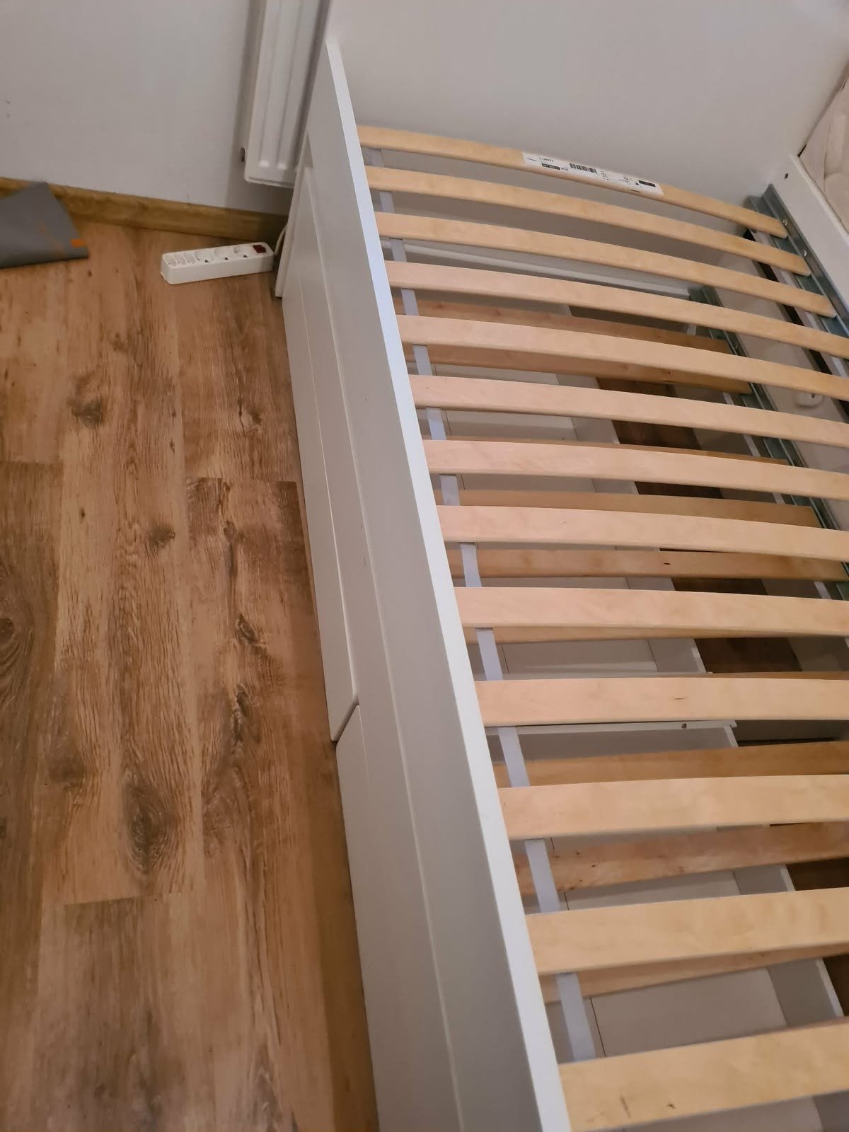 LÄKT
Bedframe met onderbed en opberger, wit, 90x200 cm, Ophalen