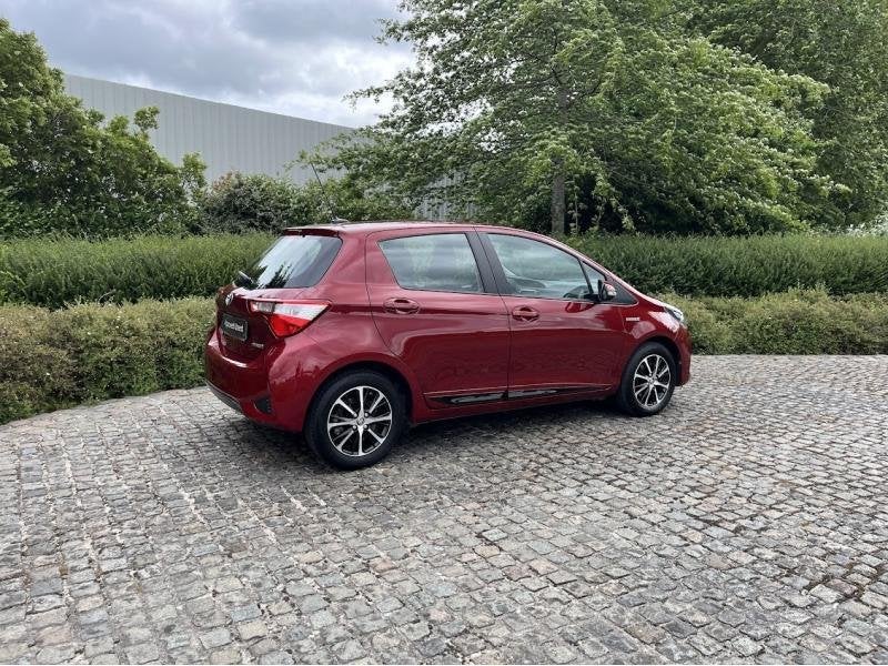Toyota Yaris Comfort & Pack Y-CONIC, Automaat, Start-stop-systeem, 1498 cc, 72 kW