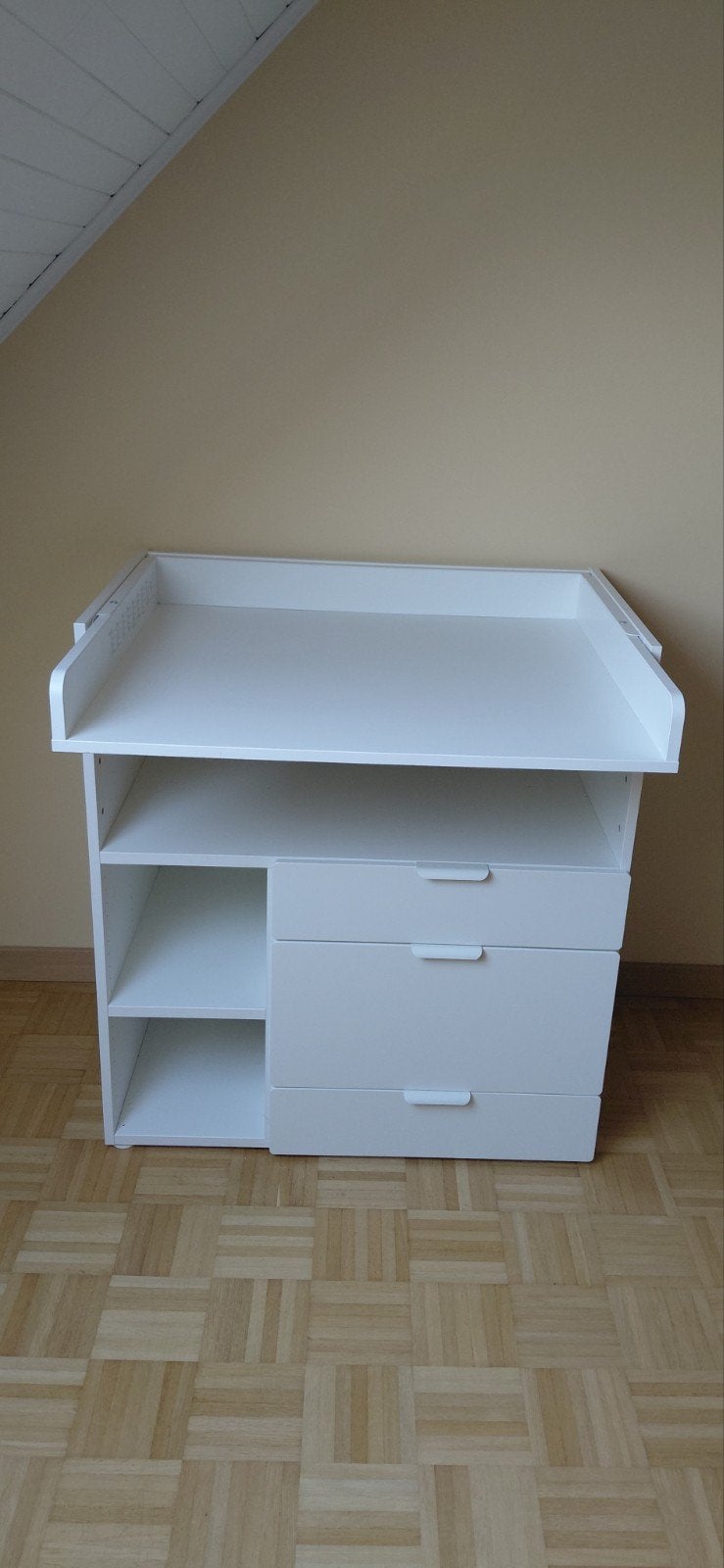 Verzorgingstafel Smastad, Ophalen, Zo goed als nieuw, Commode