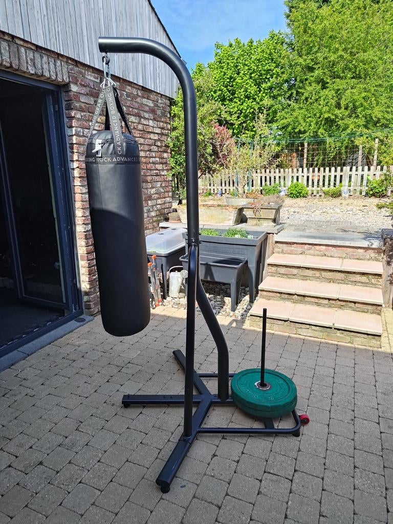 Sac de frappe avec support, Comme neuf, Sac de boxe