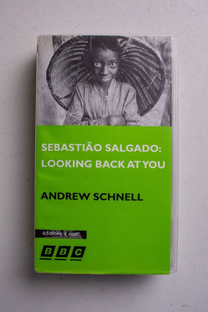 Sebastiao Salgado 52', E. Steichen of andere digitale docu's, Livres, Art & Culture | Photographie & Design, Enlèvement ou Envoi