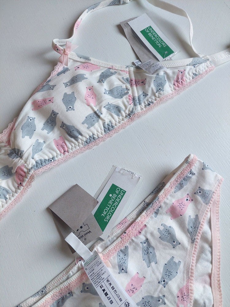 Cadeau Noël! Benetton soutien-gorge et slip set taille M, Vêtements | Femmes, United Colors of Benetton, Enlèvement ou Envoi, Blanc