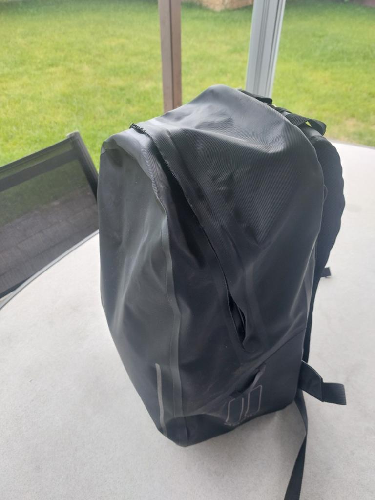 Basil fietsrugzak 18L - 100% waterdicht, Fietsen en Brommers, Fietsaccessoires | Fietstassen, Ophalen of Verzenden, Nieuw, Basil