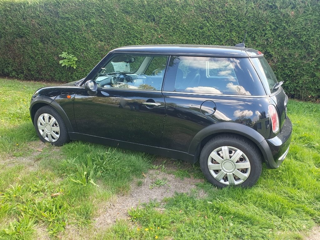 MINI ONE te koop, Auto's, Voorwielaandrijving, Stof, Zwart, 4 cilinders