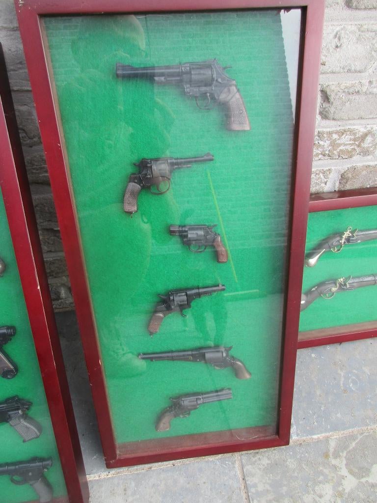 kader met 6 MINIATUUR revolvers, Antiek en Kunst, Ophalen of Verzenden