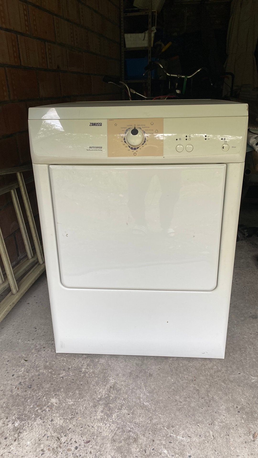 Sèche-linge Zanussi Autosense 7 kg, Enlèvement, Comme neuf