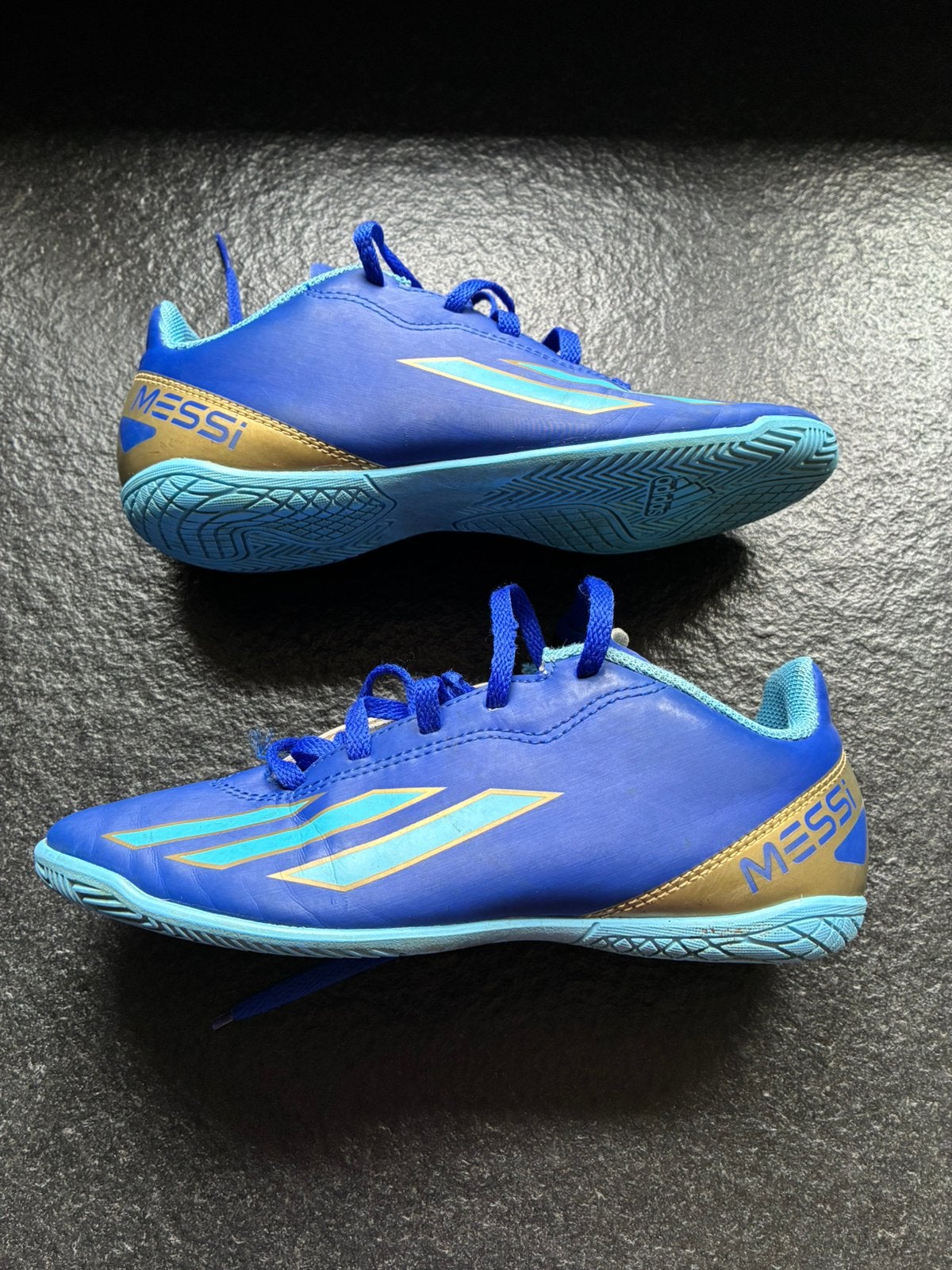 Adidas Messi maat 35,5, Ophalen, Zo goed als nieuw, Adidas
