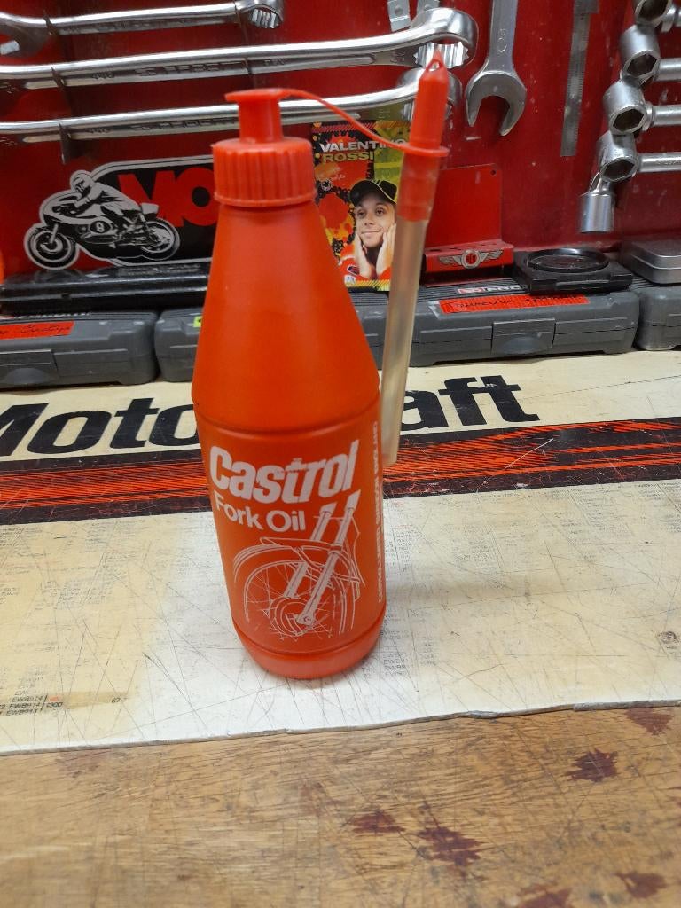 Oude Castrol Fork Oil Motorfiets Volledig verzegelde oliekan, Verzenden, Gebruikt, Overige typen