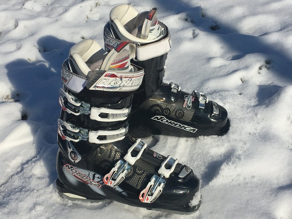 SKIBOTTEN  (voet)maat 40 - SOLDENPRIJS  €150  !!  (ipv 390 ), Sport en Fitness, Skiën en Langlaufen, Zo goed als nieuw, Ski, Nordica
