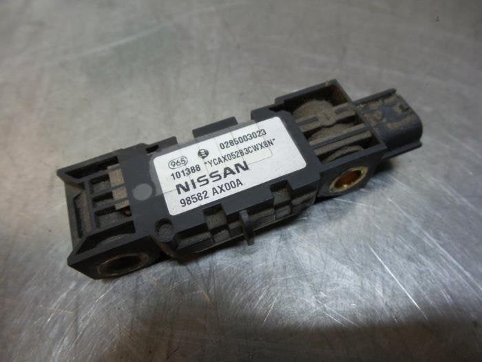 Airbag Sensor van een Nissan Micra (Micra 03-), Gebruikt, -, -, Ophalen of Verzenden