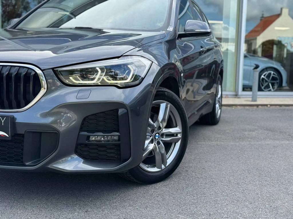 BMW X1 PACK M / PANO / ATTELAGE / NAVI / ÉCLAIRAGE D'AMBIAN, Argent ou Gris, Achat, Euro 6, Entreprise