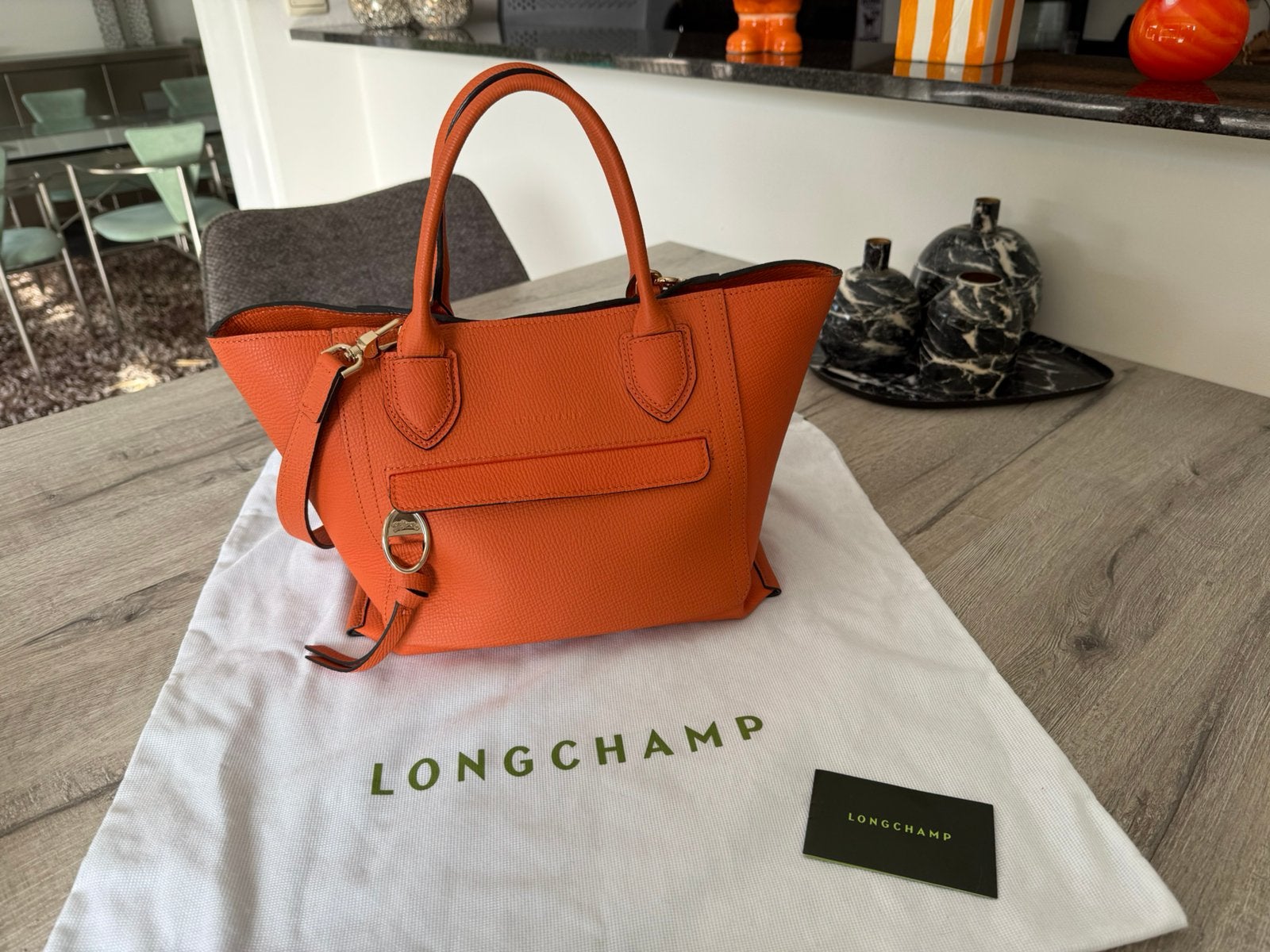 Handtas Longchamp oranje zo goed als nieuw, Handtassen en Accessoires, Tassen | Damestassen, Ophalen of Verzenden, Zo goed als nieuw