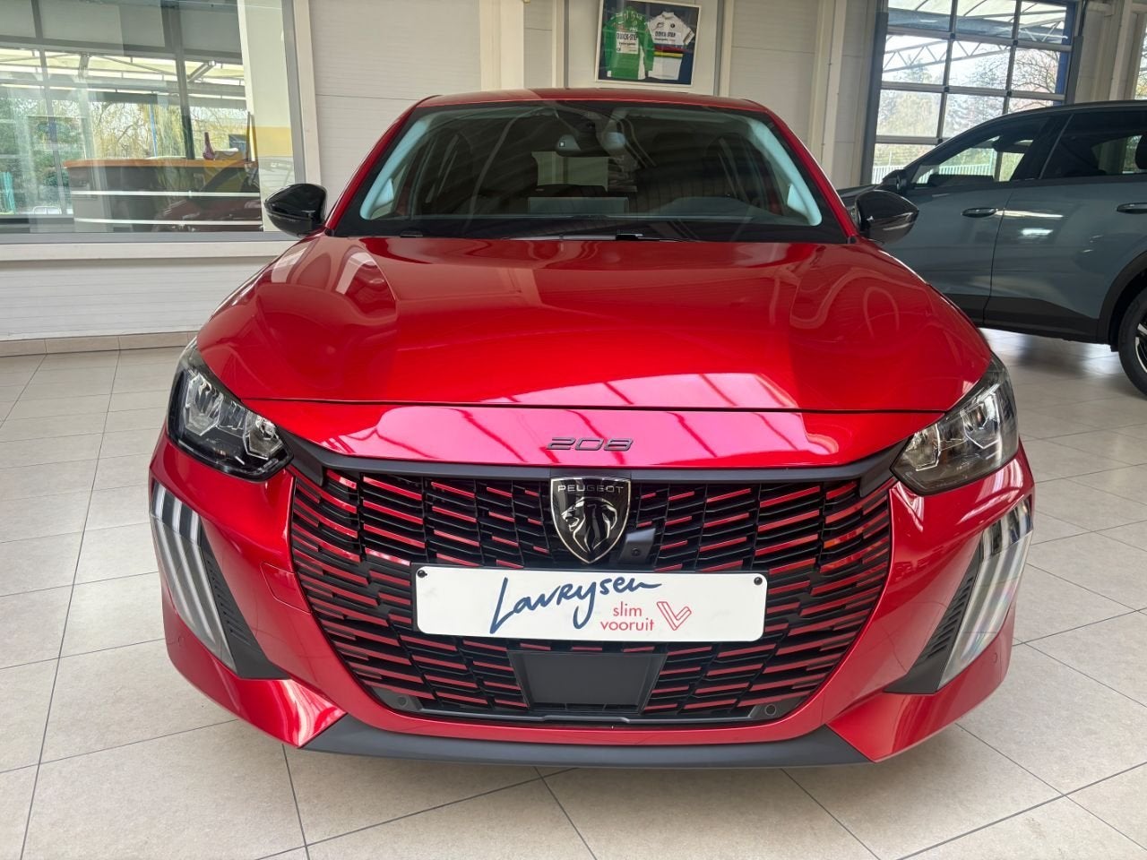 Peugeot 208 Allure Hybrid + Camera360/Navi/Keyless, Auto's, Automaat, Gebruikt, 1199 cc, Bedrijf