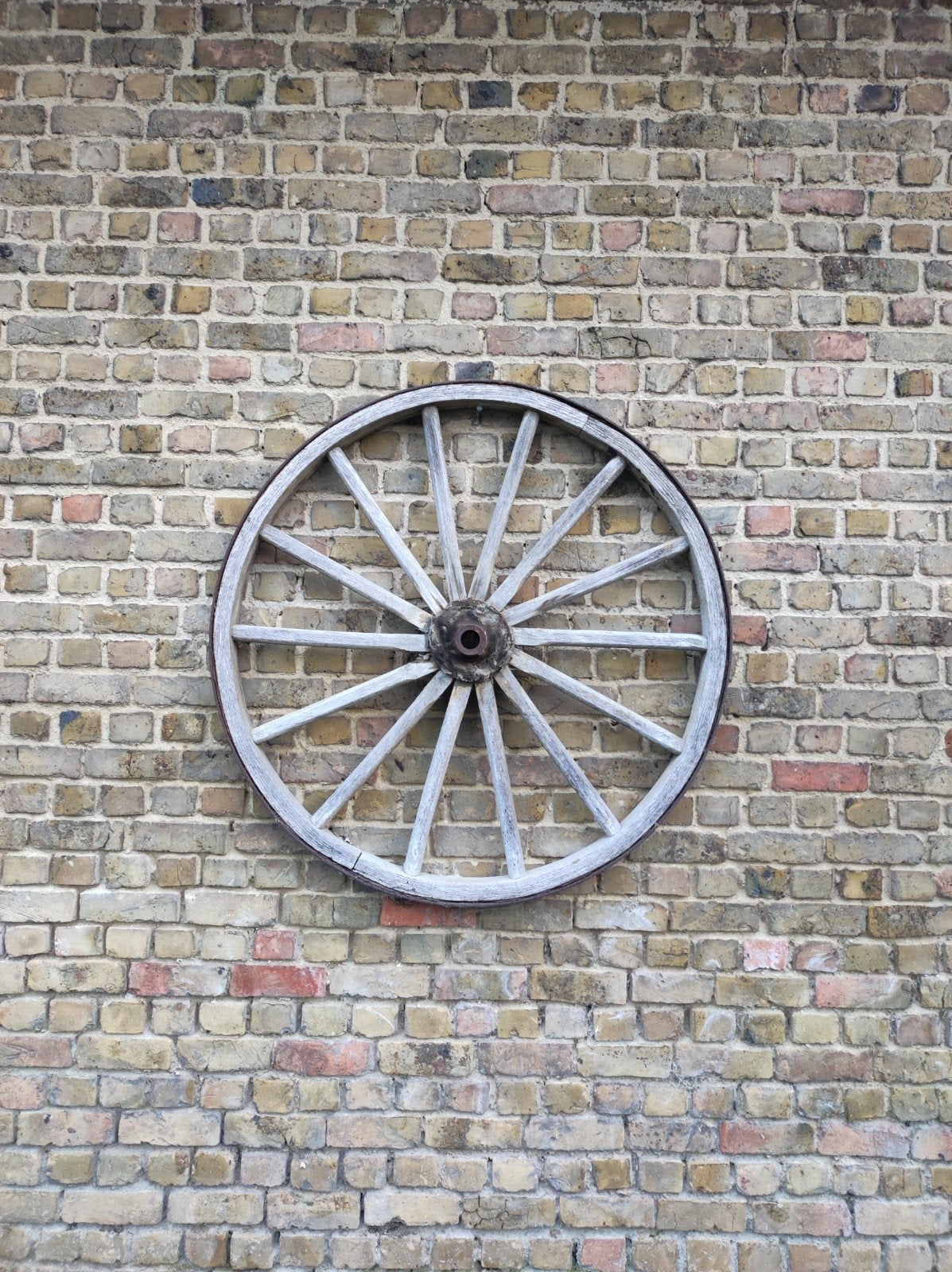 Oude koets of kar wiel, Ophalen