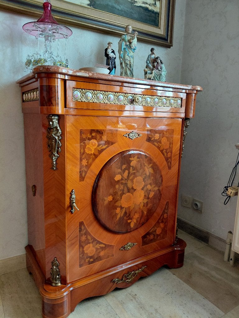 Commode louis XVI, Ophalen