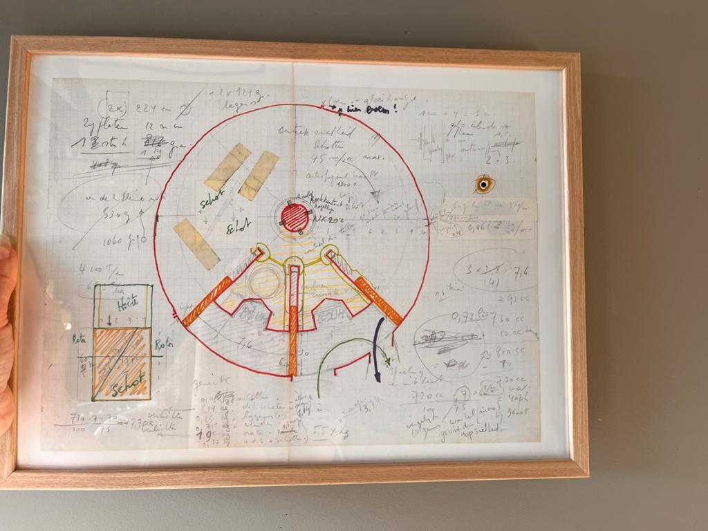 Panamarenko kader genummerd kunstwerk, Ophalen