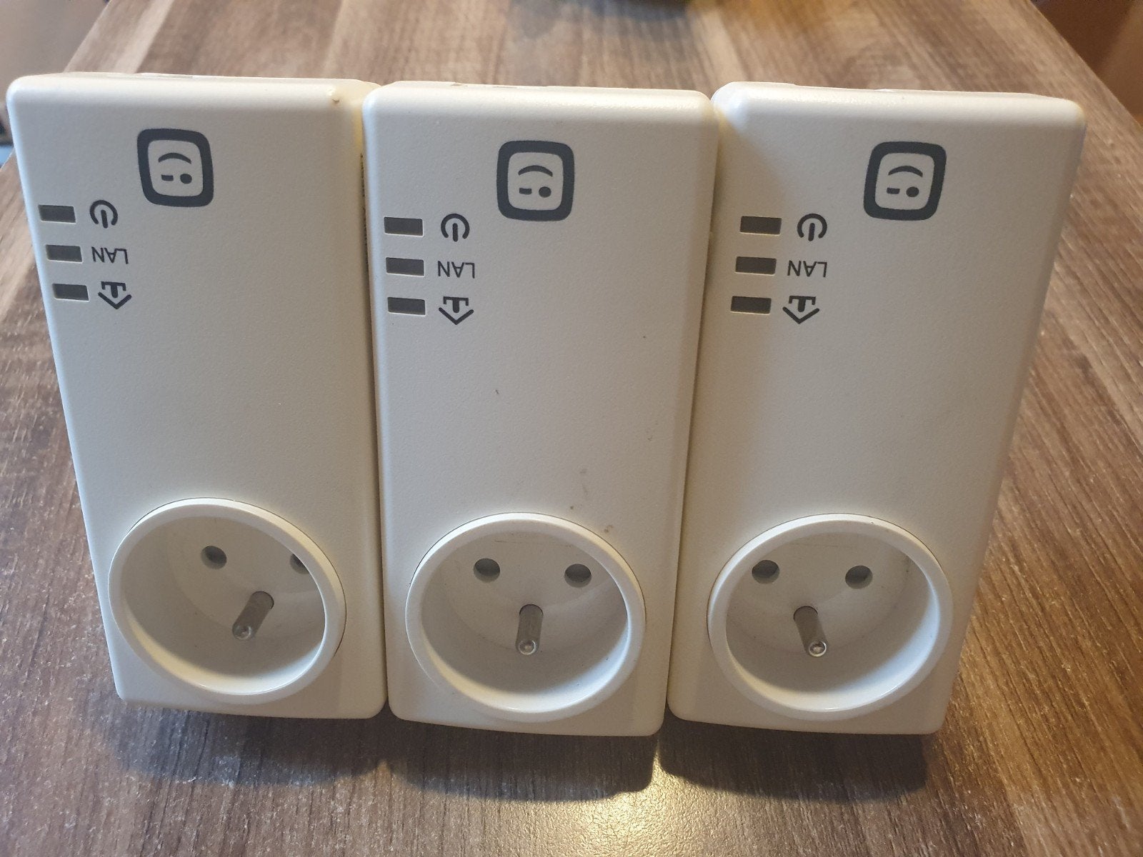 Telenet Powerline-adapters (type PG-9073LG-TN)., Ophalen