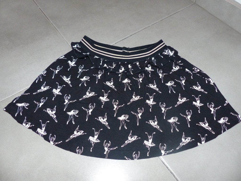 Jupe noire avec ballerines Someone - taille 122, Robe ou Jupe, Enlèvement ou Envoi, Comme neuf, Someone