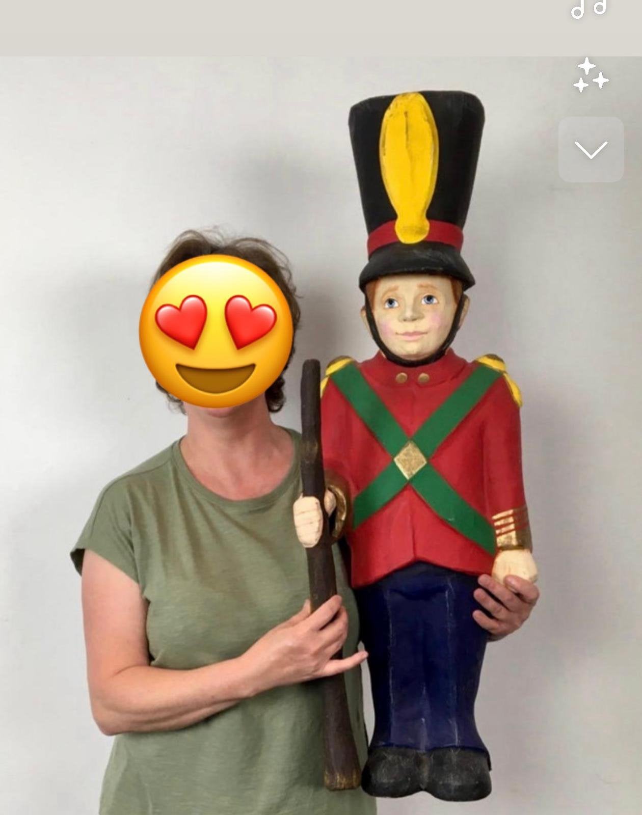Grote oude papier maché Soldaat met Geweer, Ophalen of Verzenden