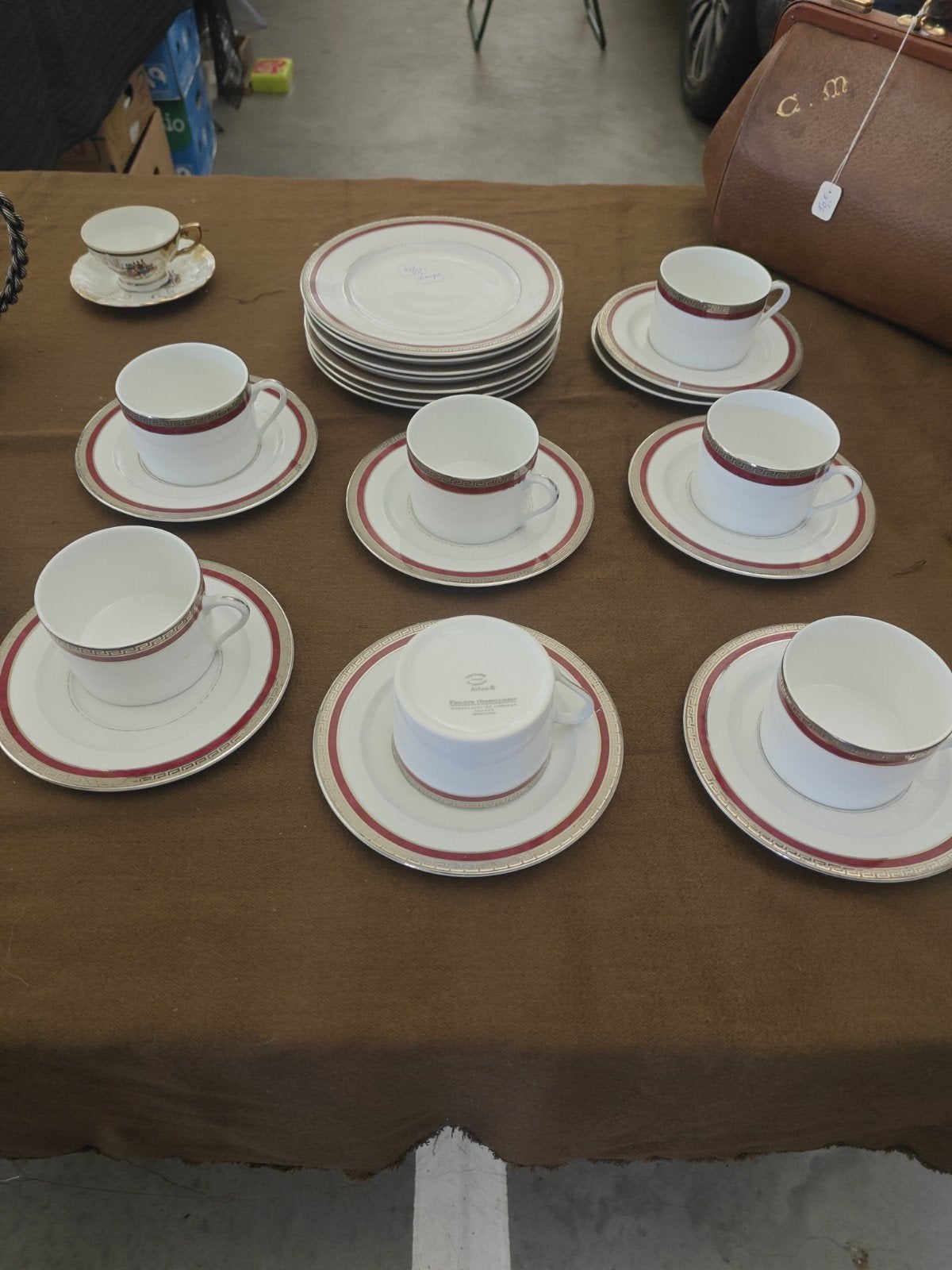 Koffie en taartset Limoges, Ophalen