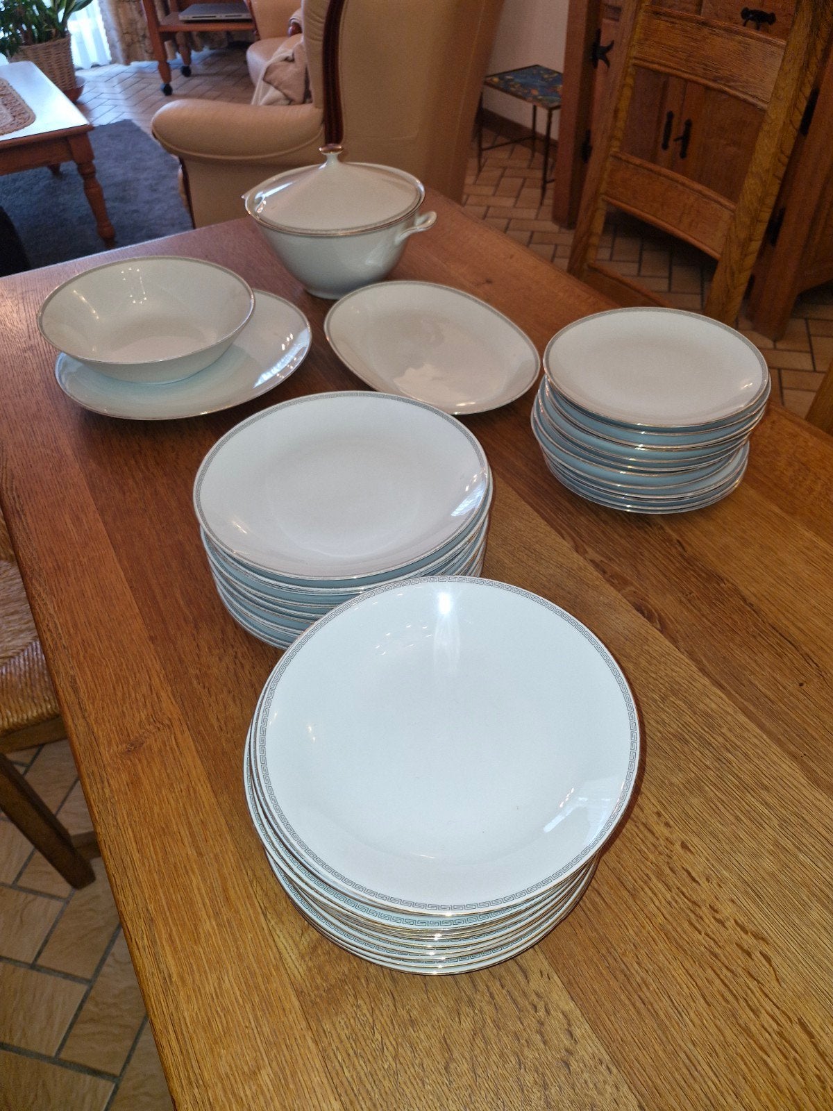 service en porcelaine de Bavière, Enlèvement
