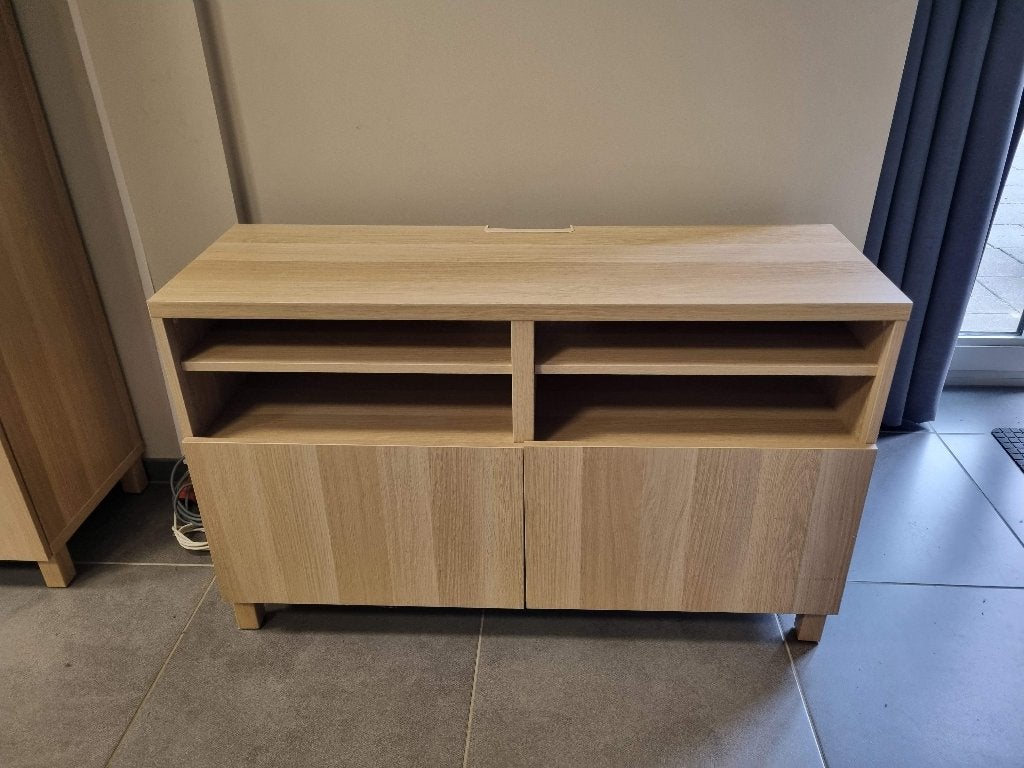 TV kastje Ikea, Huis en Inrichting, Kasten |Televisiemeubels, Ophalen, 100 tot 150 cm, Zo goed als nieuw, Minder dan 100 cm