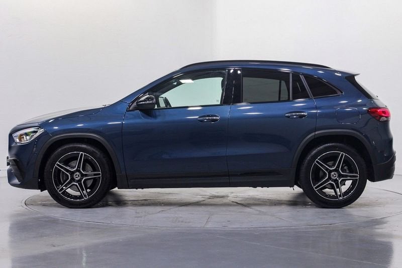 Mercedes-Benz GLA (H247) 200 7g-dct - - 163 AT, Auto's, Gebruikt, 4 cilinders, Bedrijf, 5 zetels