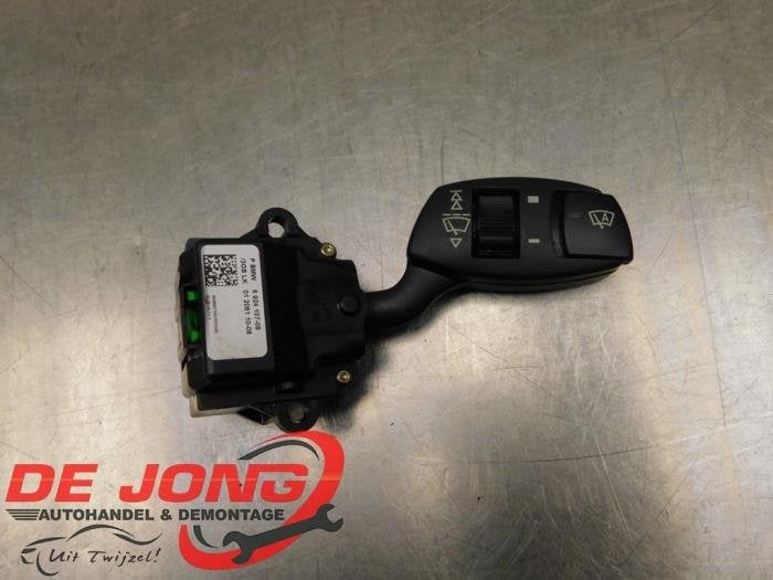 Commutateur essuie-glace d'un BMW 5-Serie, -, 3 mois de garantie, Utilisé, -