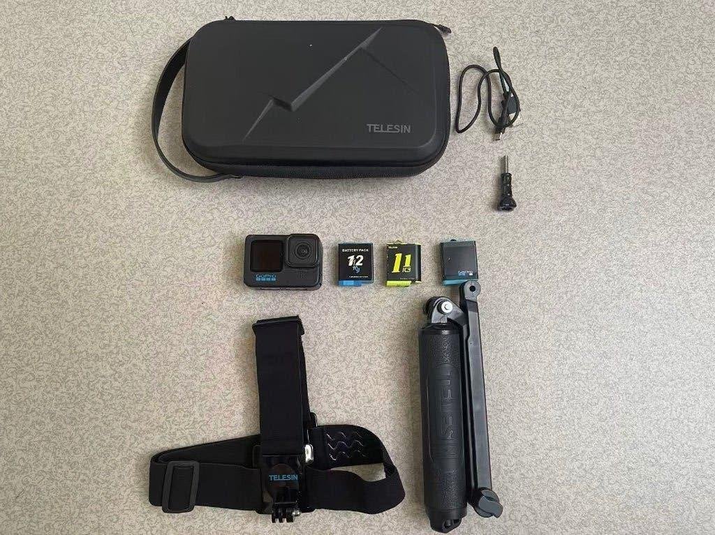 GoPro Hero 10 + Accessoires, Audio, Tv en Foto, Actiecamera's, Zo goed als nieuw, GoPro, Ophalen