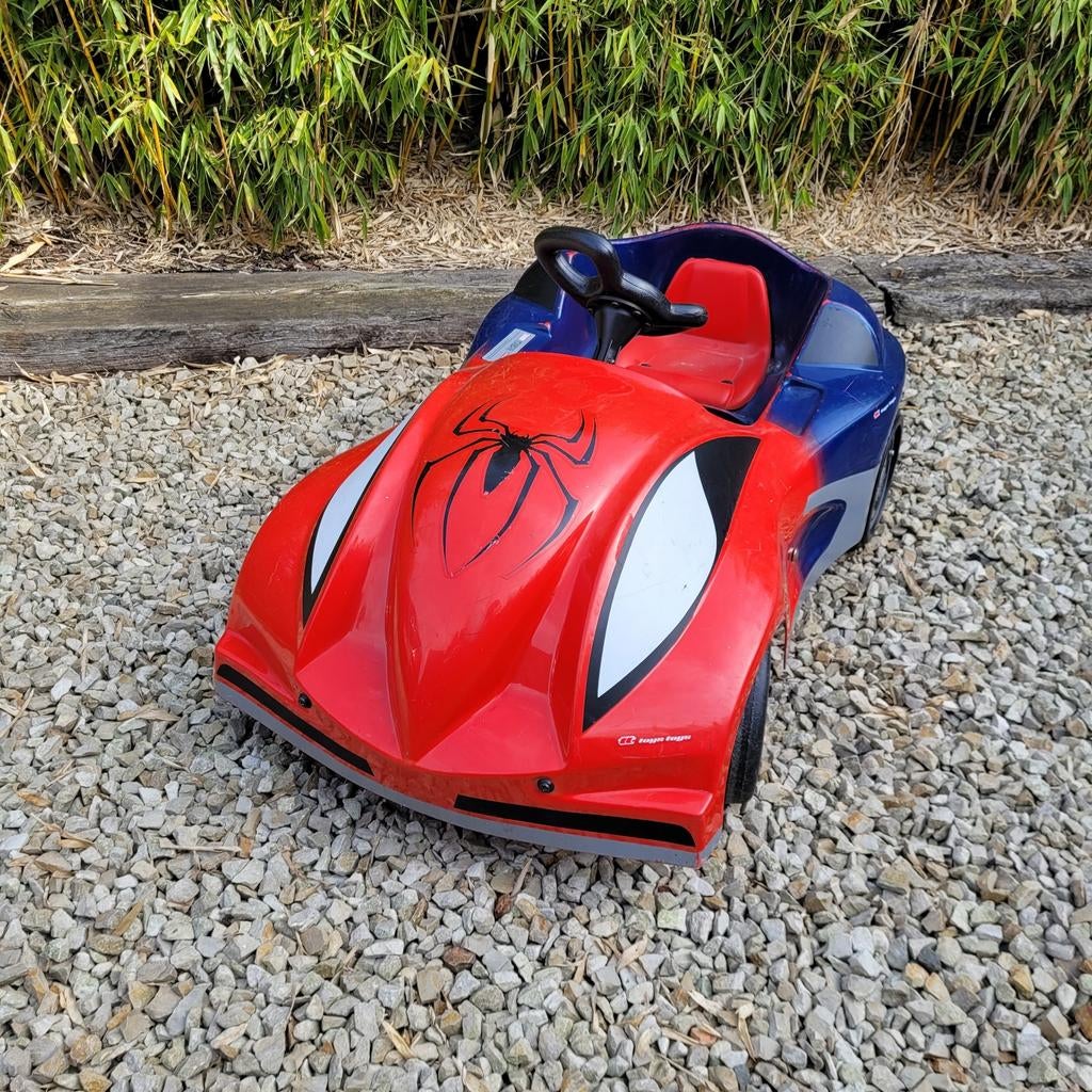 Voiture spiderman à pédales, Enlèvement, Utilisé, Autres marques