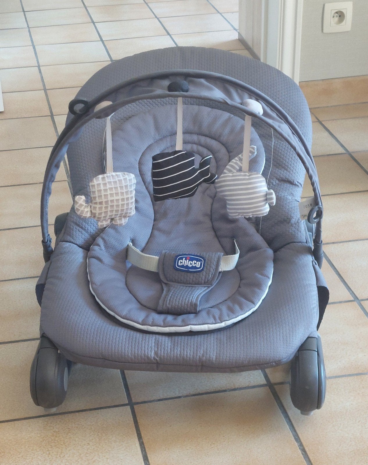 wipstoeltje chicco hoopla relax, Kinderen en Baby's, Wipstoeltjes, Ophalen, Wipstoel, Met gordel(s) of riempje(s), Zo goed als nieuw