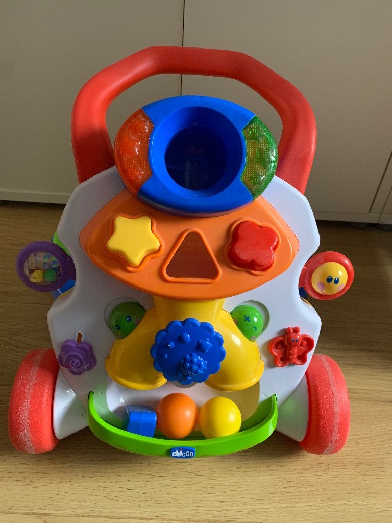 loopwagentje baby met activiteiten muziek en lichtjes, Kinderen en Baby's, Ophalen, Zo goed als nieuw, Overige typen, Met licht
