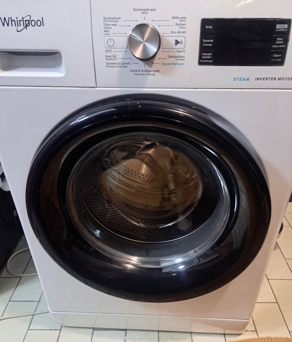 Whirlpool wasmachine – Inverter Motor & Steam Refresh, Ophalen, Zo goed als nieuw, Voorlader