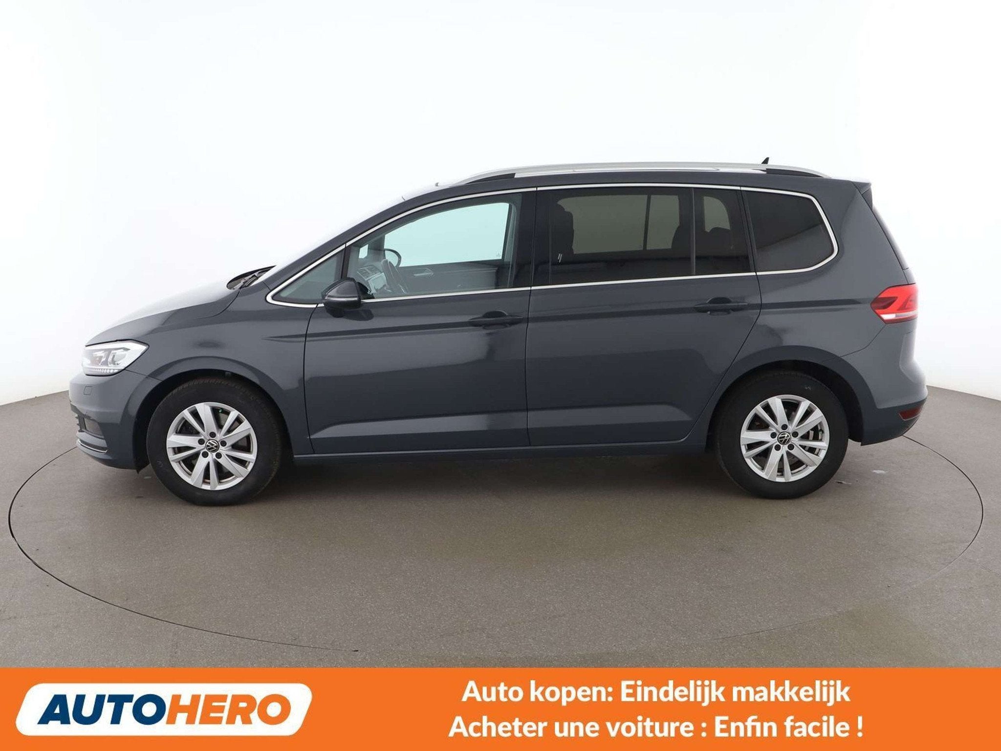 Volkswagen Touran 1.5 TSI ACT Highline BlueMotion Tech, Auto's, Volkswagen, Stof, 1505 kg, 151 g/km, 5 deurs