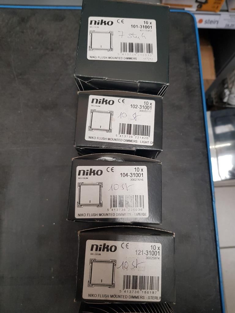 Accueil/Electricité/Niko/Intense/Niko Intense x, Bricolage & Construction, Électricité & Câbles, Enlèvement, Neuf, Interrupteur