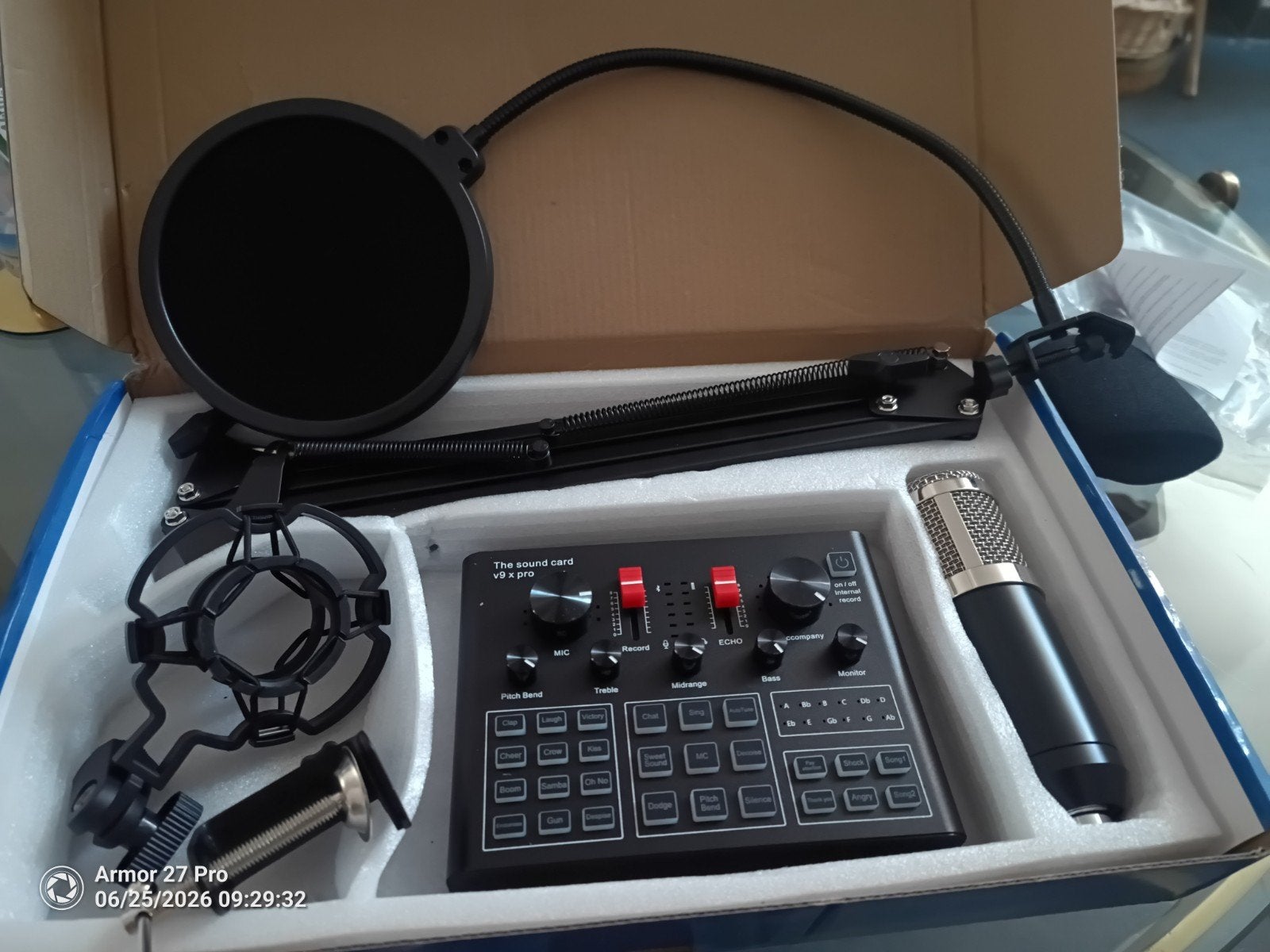 Microphone BM-800, Enlèvement, Neuf, Micro studio, Sans fil
