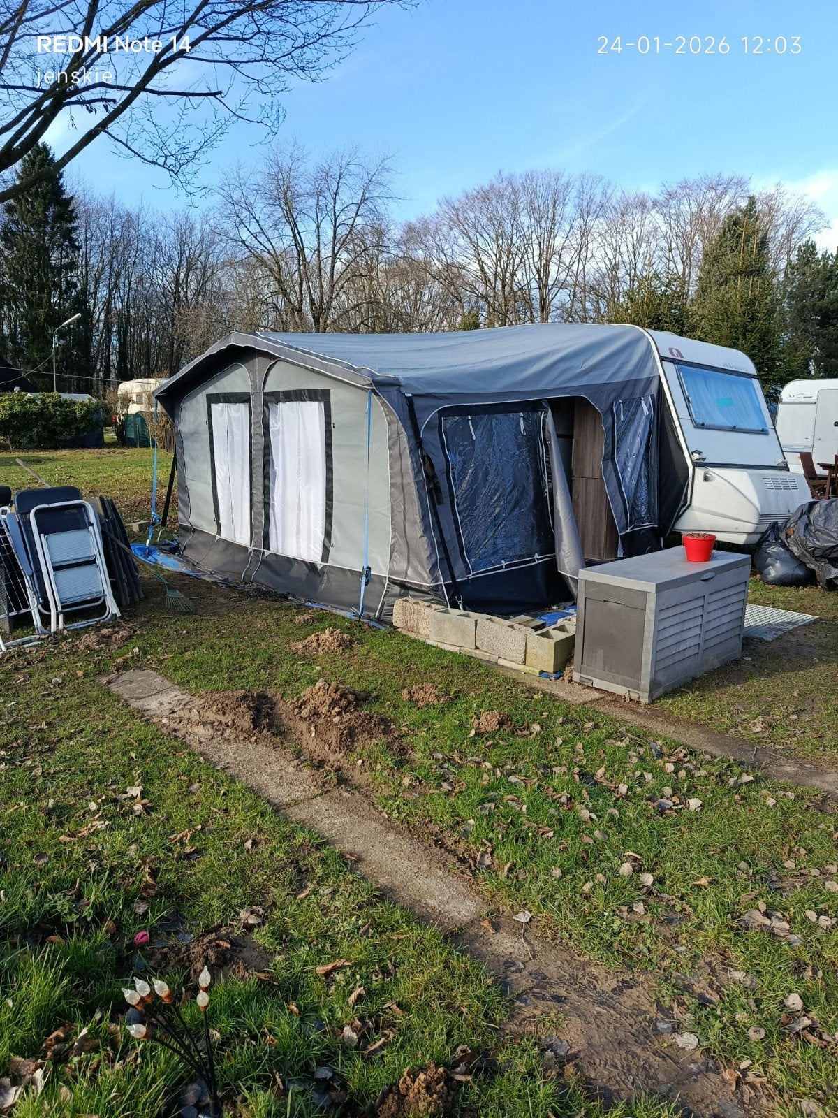 Voortent omloop maat 8, Ophalen